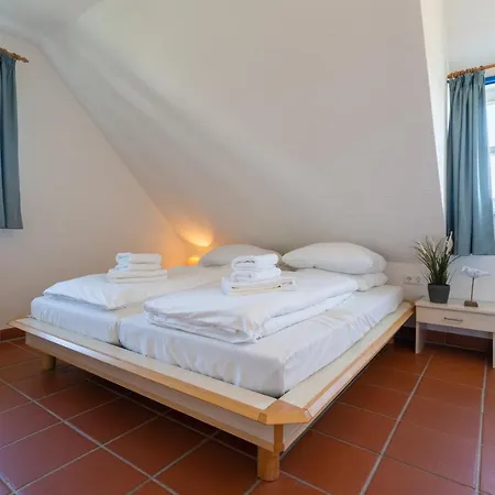 Rugana - Klassik Mit 2 Schlafzimmern Und Terrasse C54 * Dranske